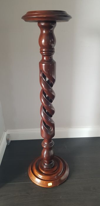 Piedestal/Suport vechi din lemn masiv