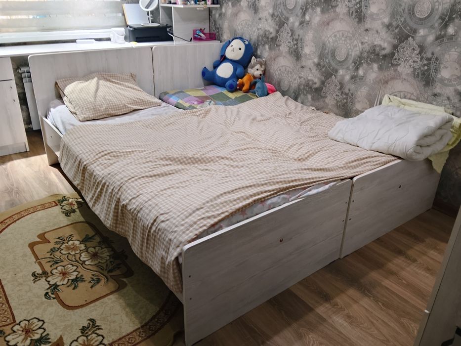 Кровати в хорошем состояние