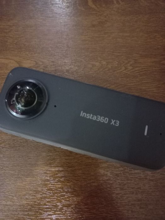 Экшен камера Insta 360x3