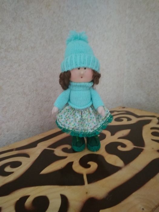 Сундук с орнаментом, из фанеры.