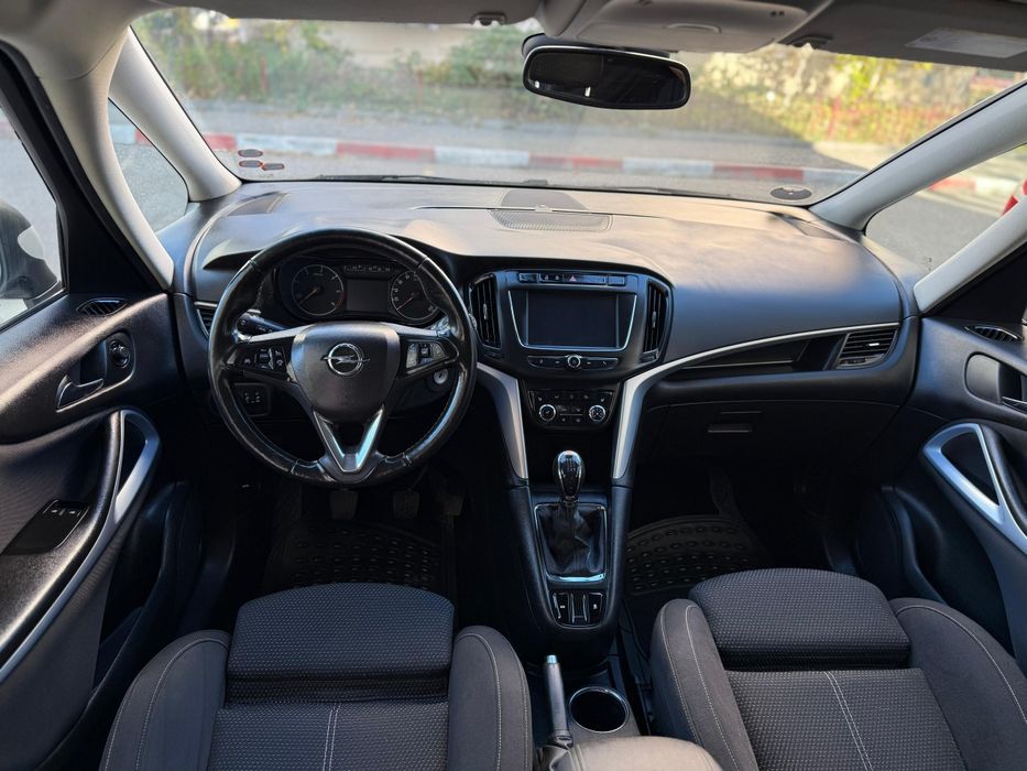 Opel Zafira C Facelift 7 Locuri / înmatriculat