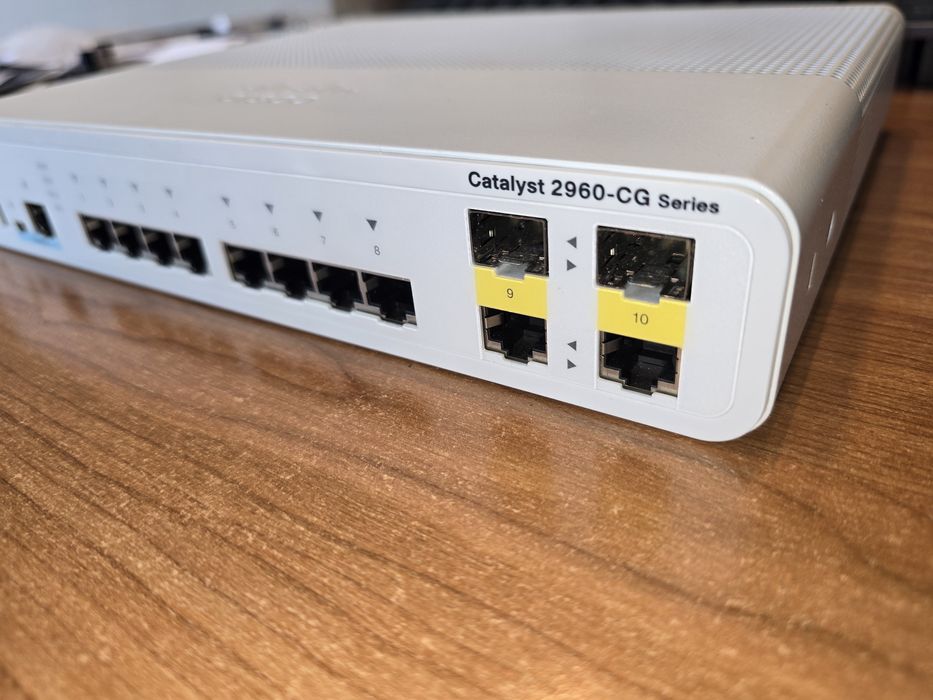 Switch Cisco Catalyst 2960-CG