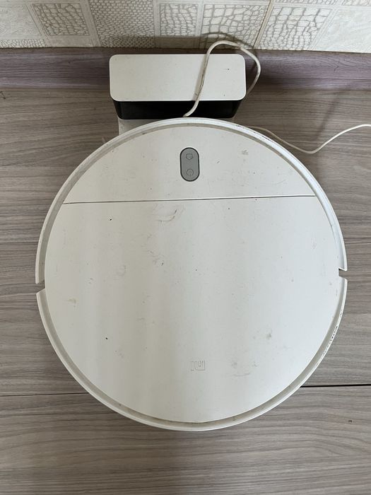 Продам робот пылесос