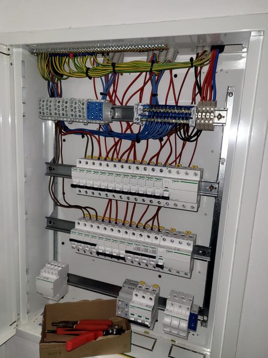 Electrician – Instalații electrice corecte, sigure și durabile!