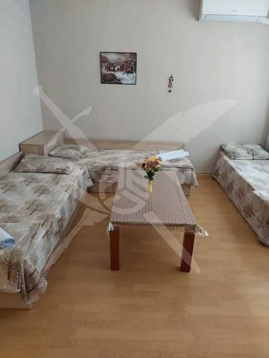 Дава се под наем Тристаен апартамент в Варна, Конфуто - 74 кв.м за 450 € - Снимка #3