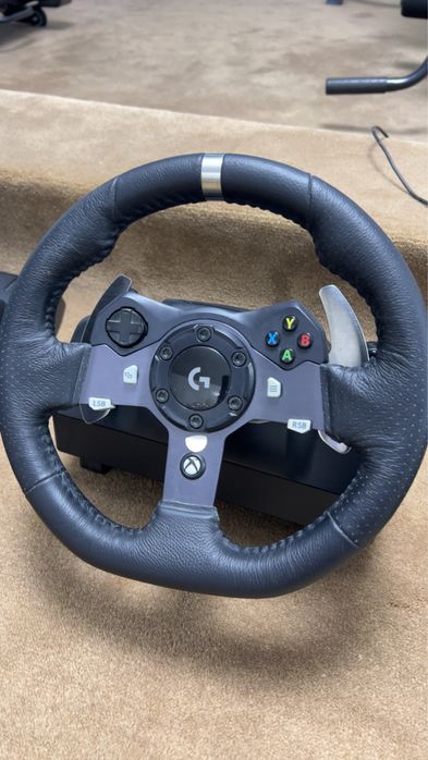 Volan Gaming Logitech G920 cu schimbator PC si Xbox