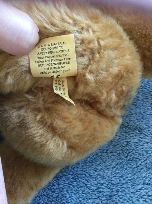 Ferrari Ursulet de plus  40 cm  anul 1997