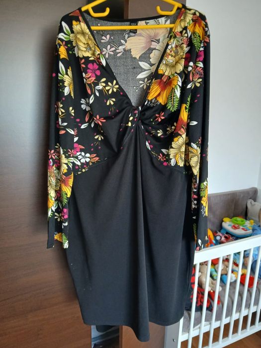 Rochie superba xxl 100 lei detalii în pv