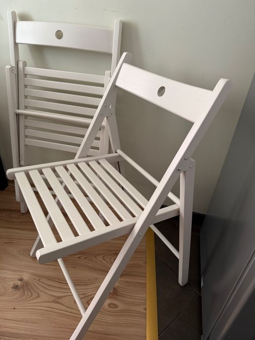 Сгъваем стол в добро състояние.