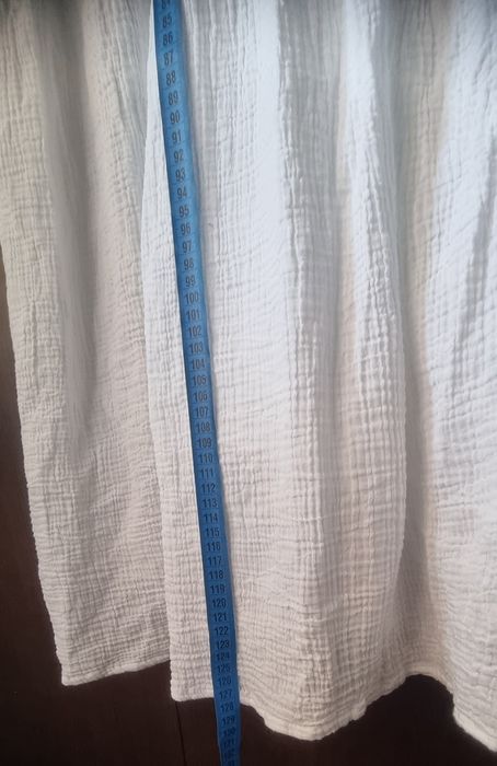 Vând rochie albă Reserved