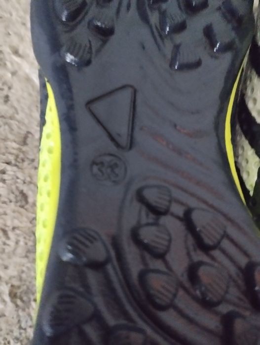 кроссовка детский.новый.размер 33