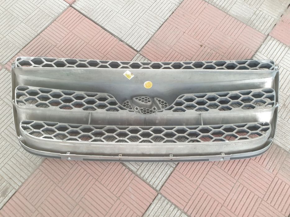Hyundai Santa Fe (CM) решетка радиатора