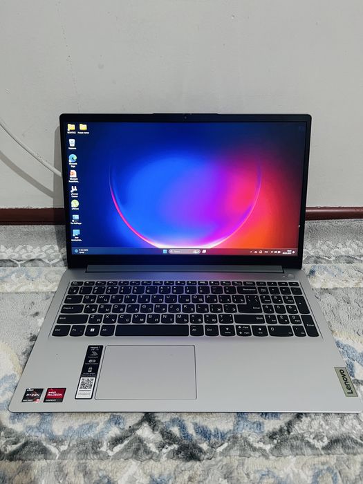 Ноутбук новый Lenovo