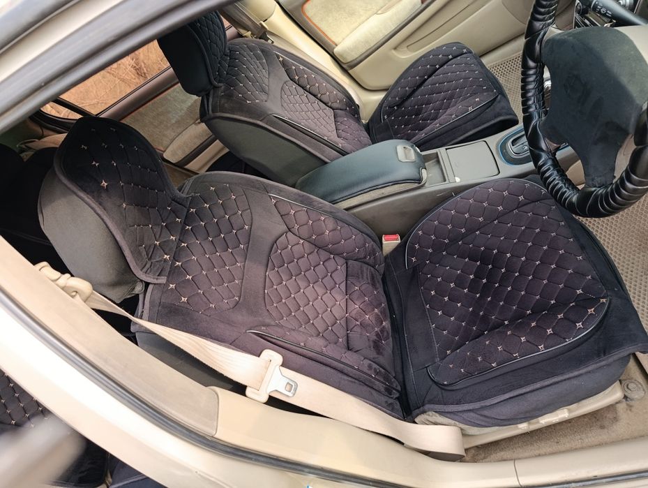 Продам чехлы универсальные