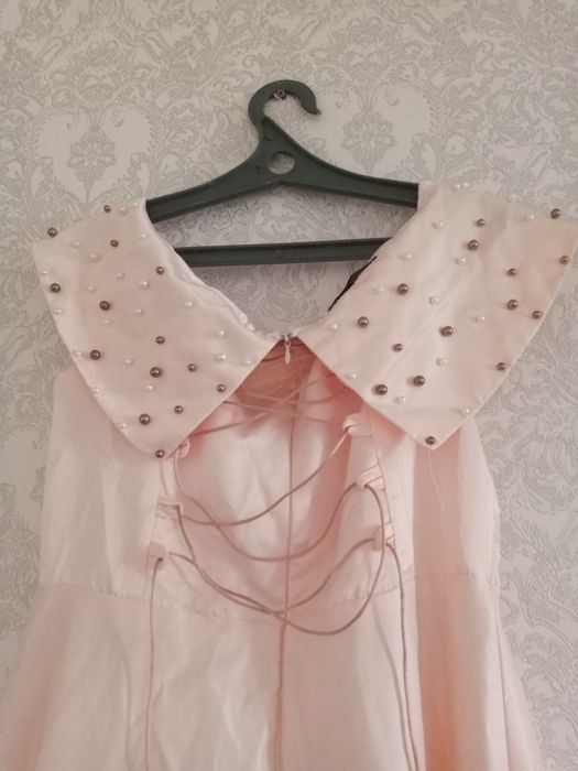 Платья, новые с этикетками