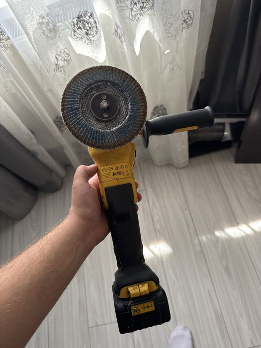 Flex dewalt