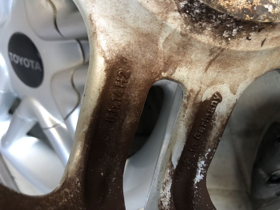 Диски на Тойота Карина R14