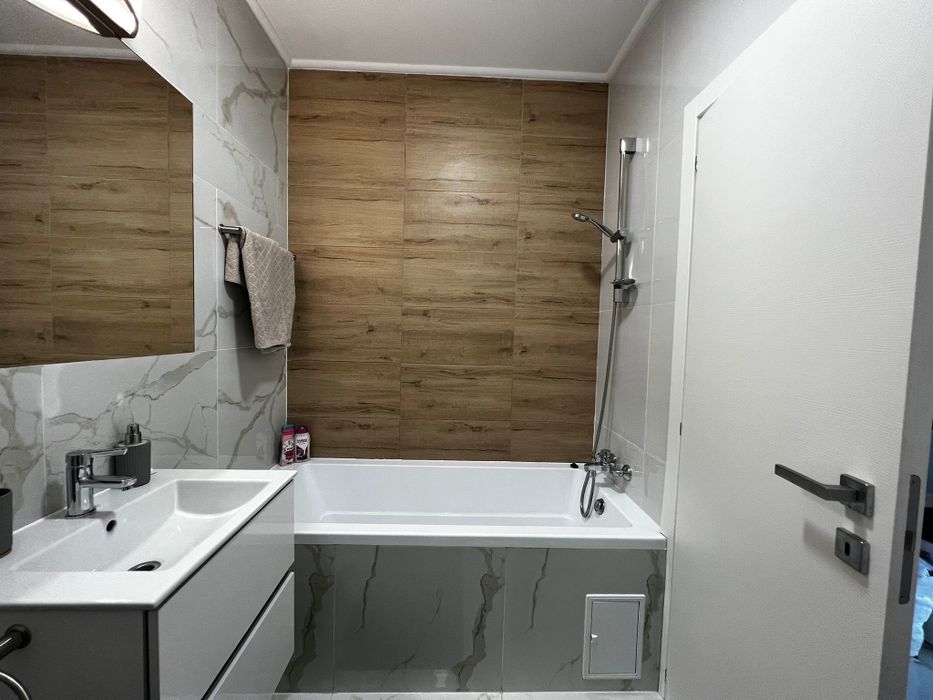 Vând apart 2 cam Prima Nufărul cu parcare inclusa