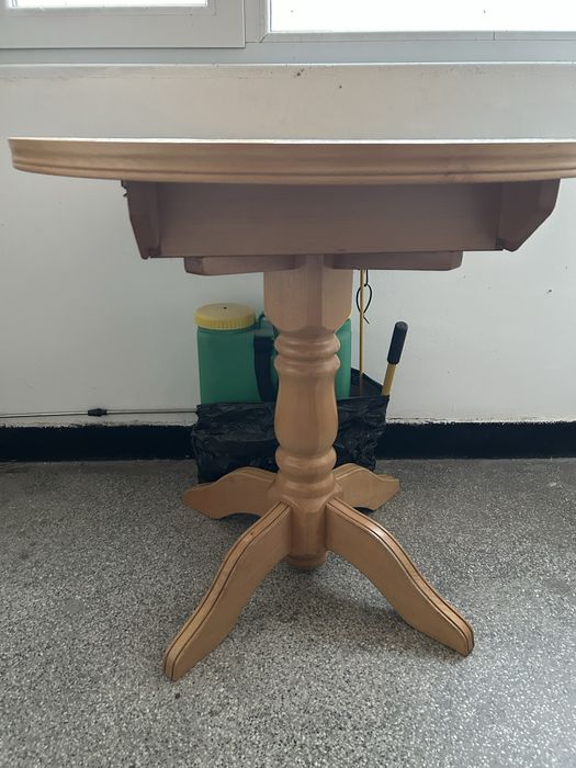 Разтегателна маса с ДВА стола