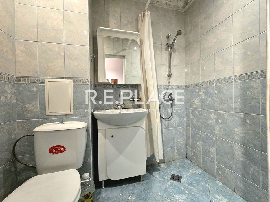 Продава се Двустаен апартамент в Варна, Младост 1 - 60 кв.м за 2250 €/кв.м - Снимка #12