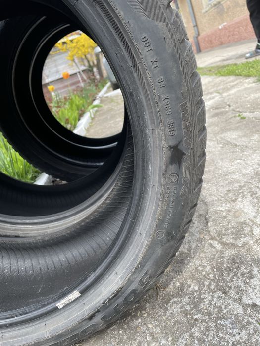 Vând anvelope iarnă Pirelli