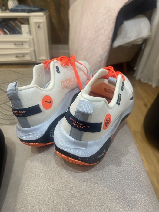 Продам кроссовки Nike goretex 45