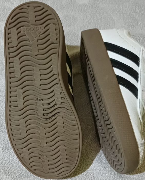 Обувки и боти за момче.