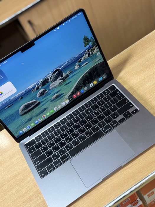 Macbook Air M2 ideal xolatda