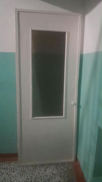 Деревянная дверь