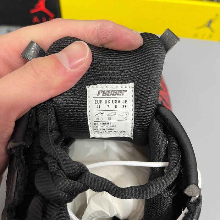 Balenciaga Runner Graffiti Black/Red | 35-46