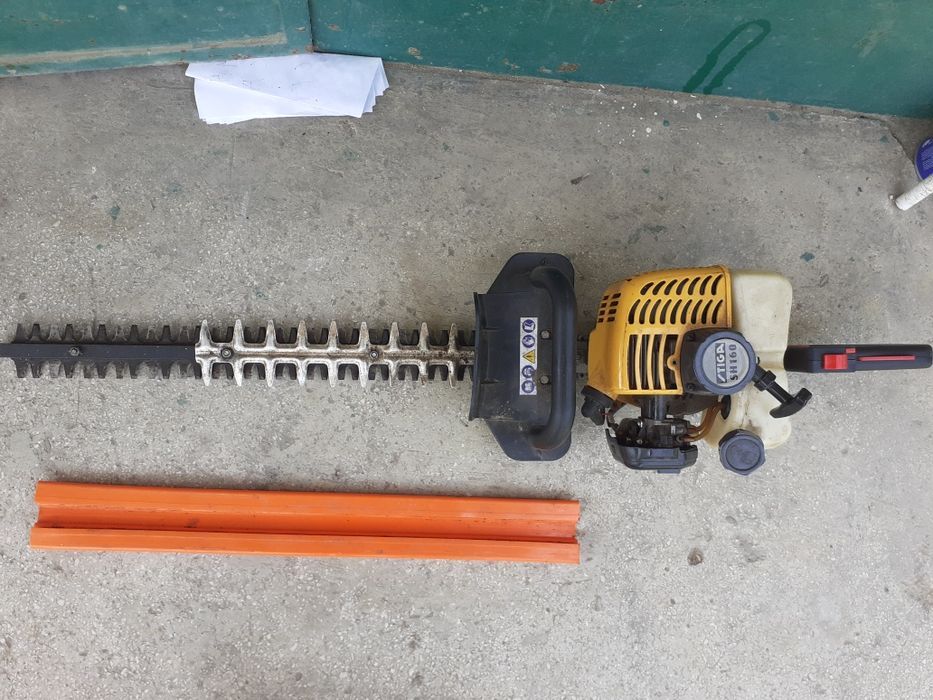 Trimmer-Foarfec Tuns Gard Viu Tiga SH 160 Italia