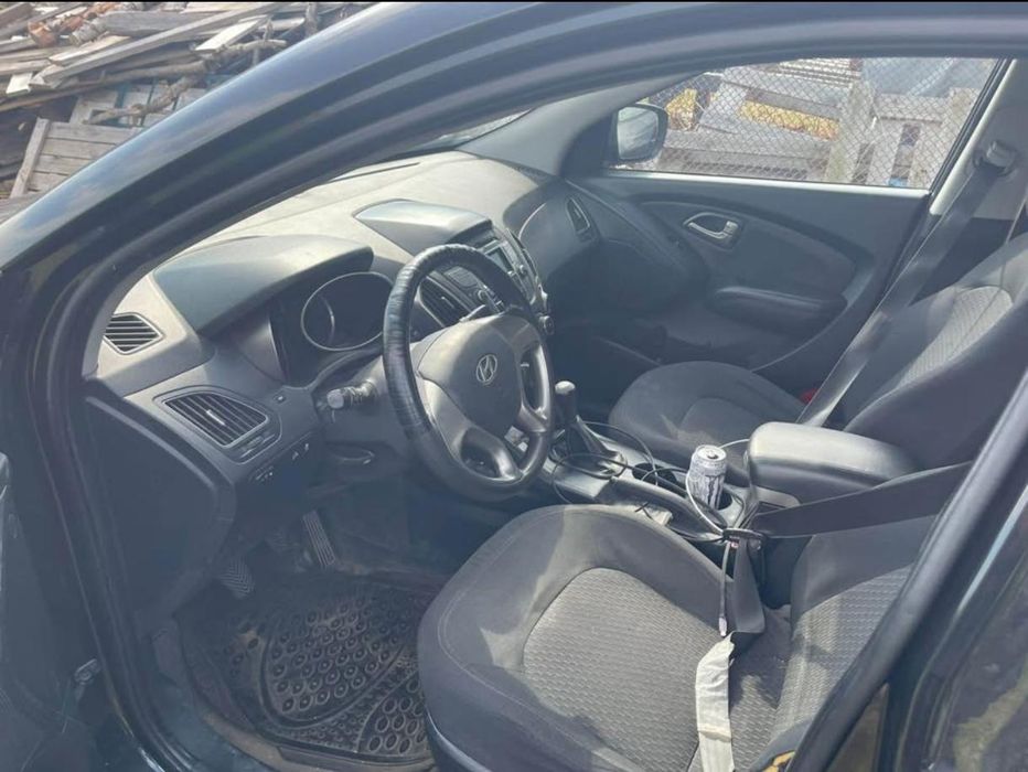 masina hyundai ix35 2.0