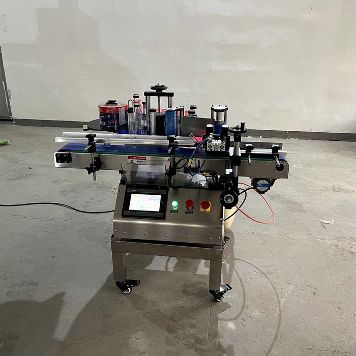 этикетировочная машина, этикетировщик +для бутылок