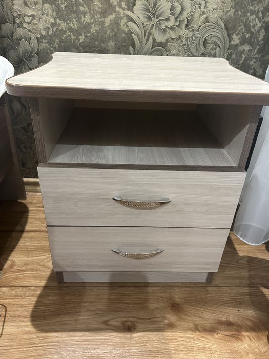 Продам спальный гарнитур