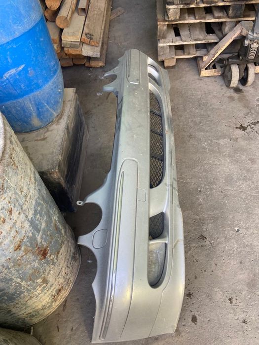 Мерседес 210 лупарик оригинал передний бампер