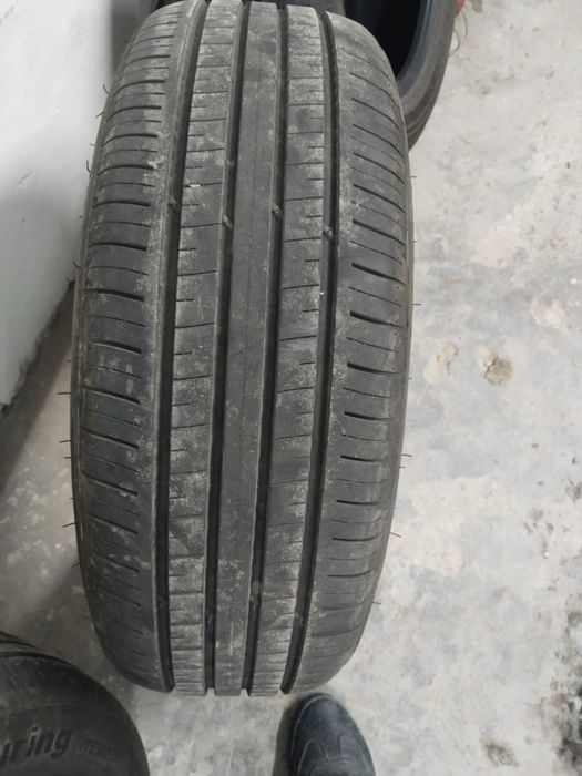 Шины почти новые r15