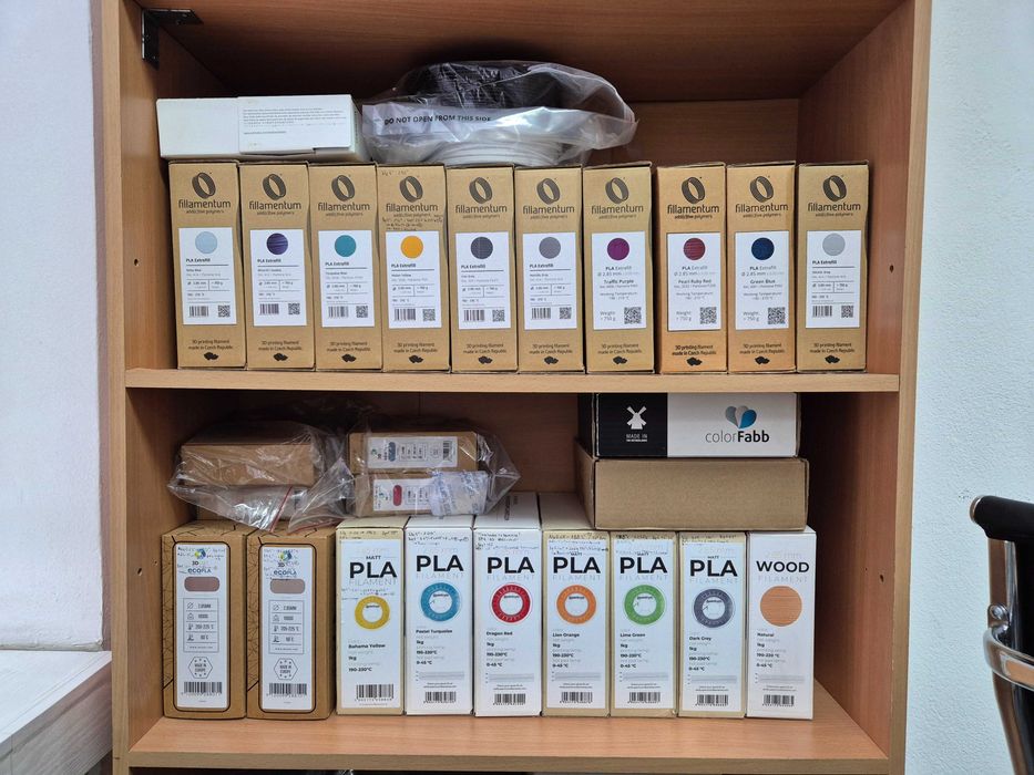 Ultimaker 2+ 3D принтер + много филаменти 2.85mm