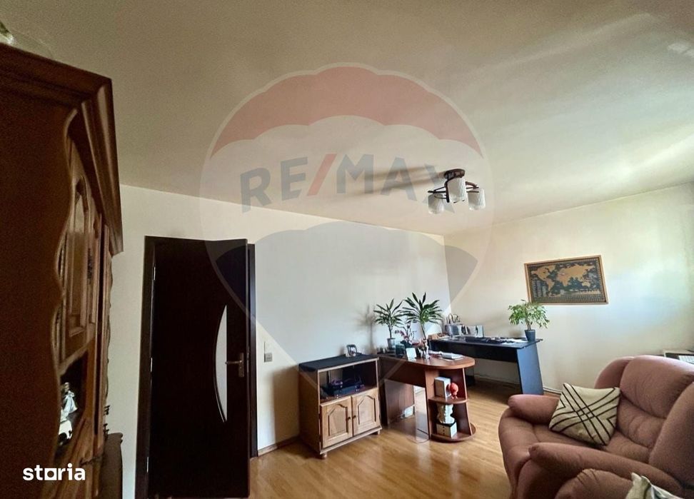 Inchiriez apartament 3 camere decomandate | 2 bai | Marasti