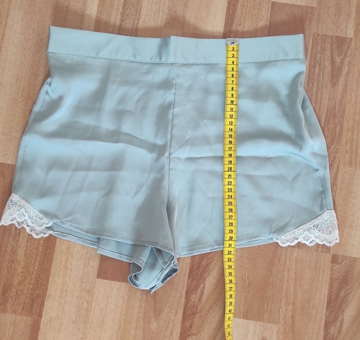 Pijama Primark material satinat