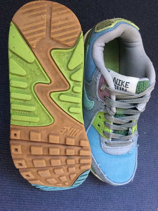 Юношески маратонки