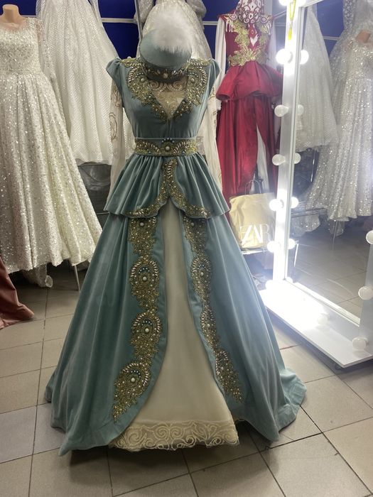 Свадебные платья