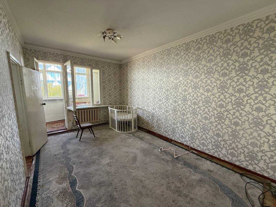 Своя Ависозлар 4 Продается 1 ком квартира балкон 1.5*6