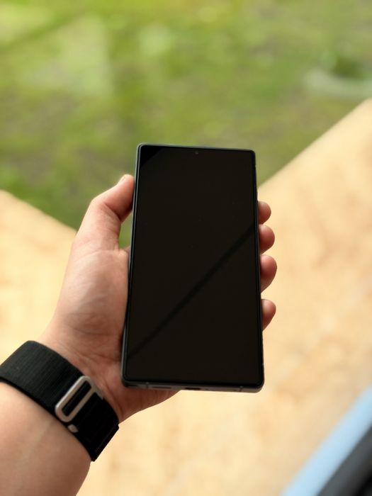 Samsung S25 Ultra - black - 256 gb - ca nou !!