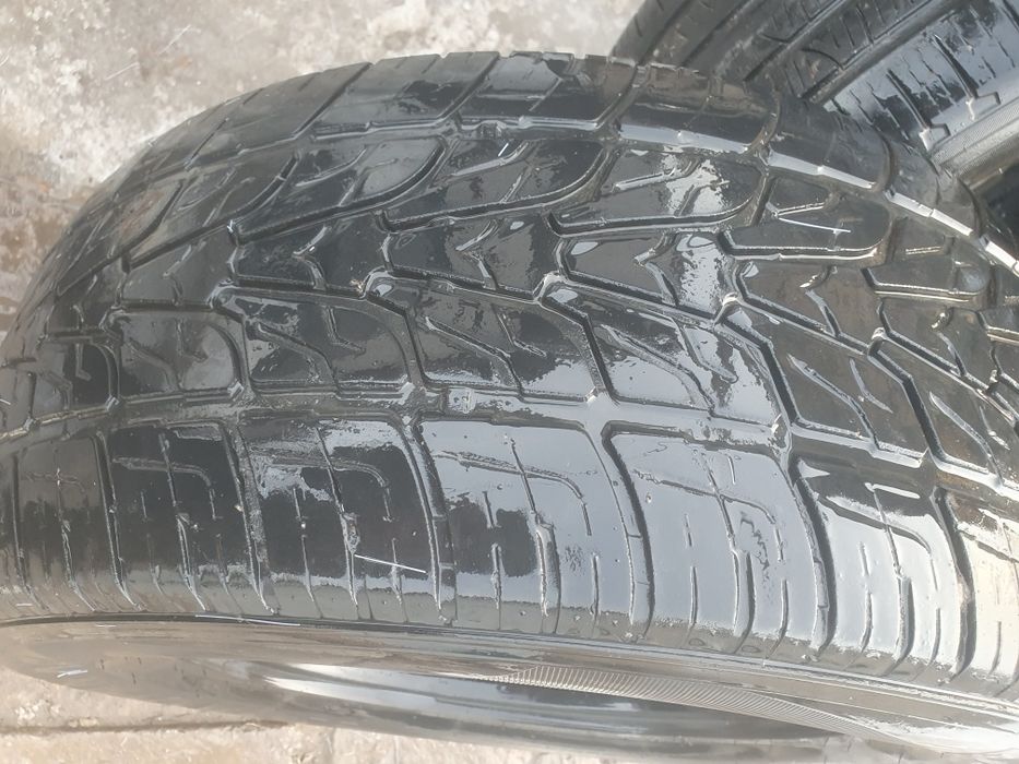 Продам шины  б.у состояние хорошее