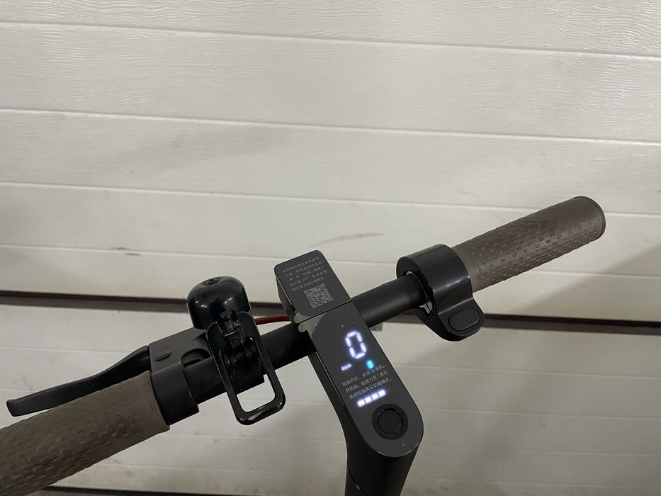 Электросамокат Xiaomi electric scooter 1s