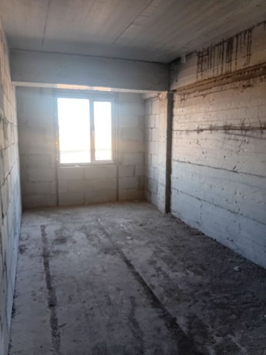 Сергели  чоштепада 2/8/17 каробка Квартира сотилади.квадрати 55. Нархи