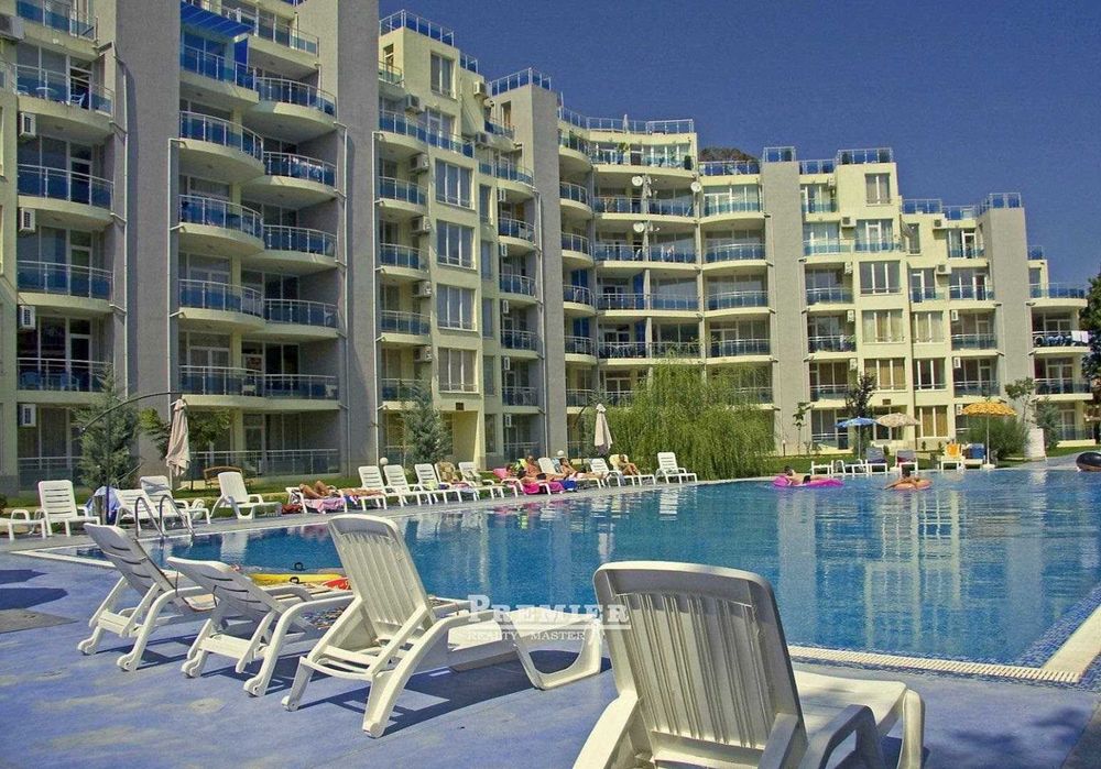 Студио на първа линия в Равда