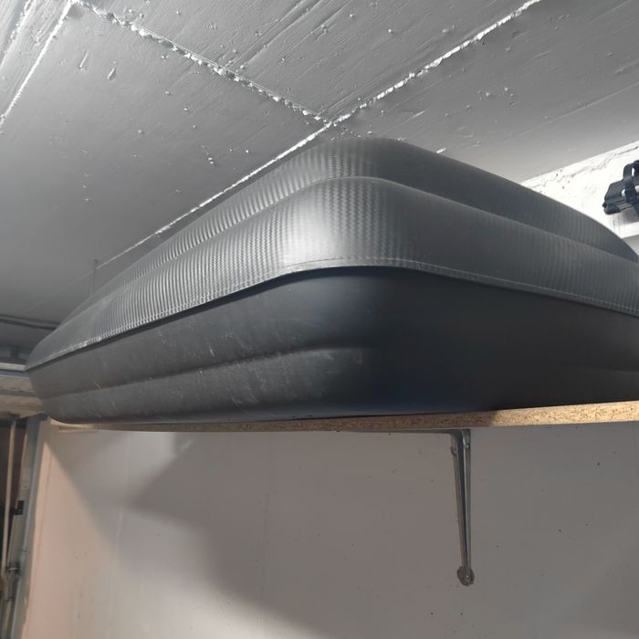 Автобокс/кутия за автомобил