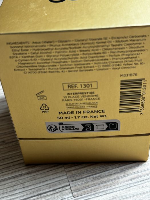 Крем за лице на Christian Breton