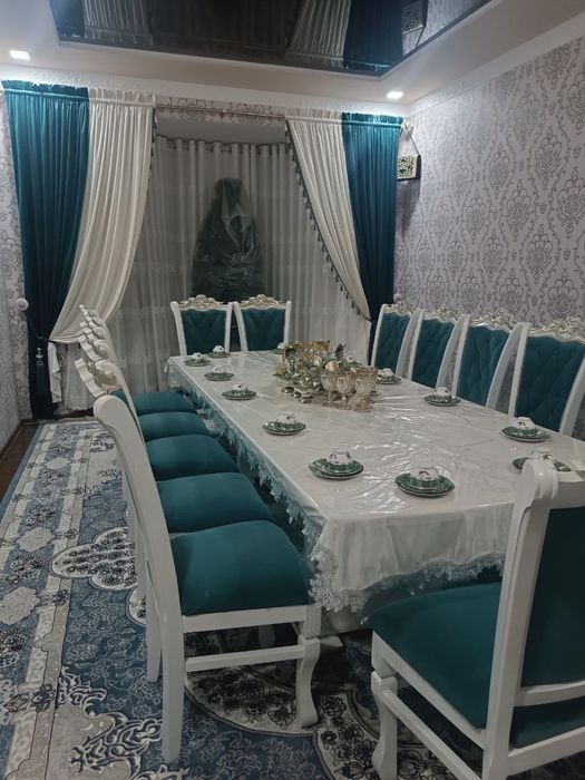 Stol stul sotiladi narxini kelishamiz